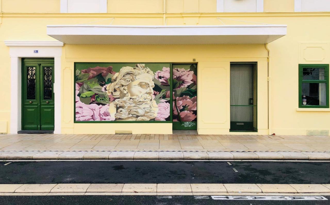 Le Massilia Comble Виши Екстериор снимка